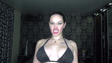 Goddess Misha Goldy: Sono più forte di te! Adorazione del muscolo e dominazione...
