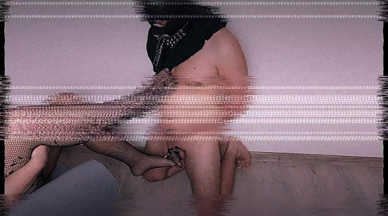 Mistress Redix: 40 Éjacs Dans Un Footjob De 28 Minutes