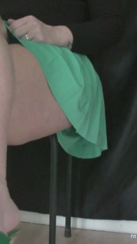 De sexy bleke blanke benen