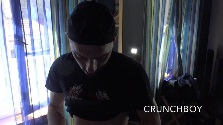 THE BIG BULGE STUDIO: 2477 Děvka Velký zadek ošukaná raw od 2badboys v Paříži