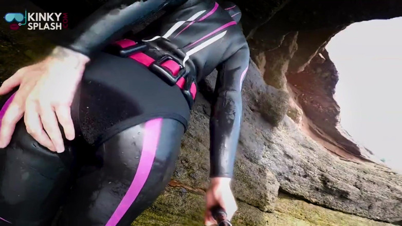 UKCuteGirl Lucy Lauren: Neoprene neoprén a potápěcí maska masturbace u moře