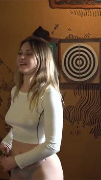 Striptis pong dengan bintang lucah Argentina menjadi panas! Knock Knock Club