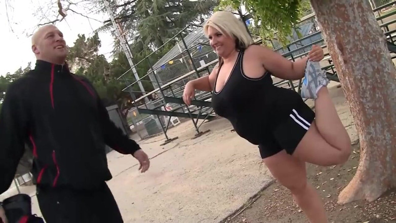 2 much love: Puta gorda grande para una gran polla gorda!