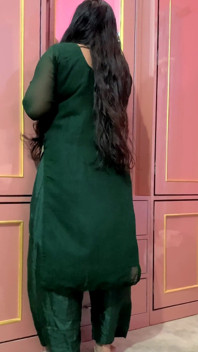 Desi ragazza si fa scopare la bella figa