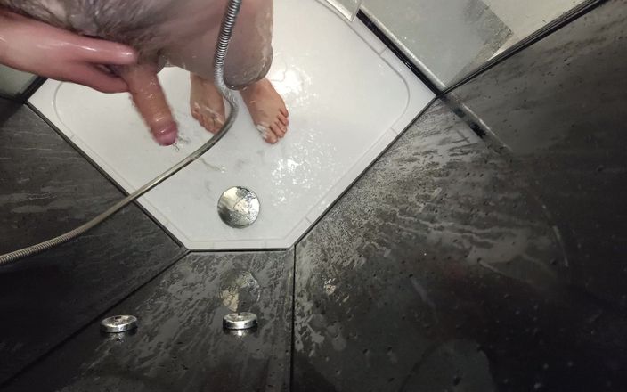 Uhri: Prysznic hotelowy owłosiony facet