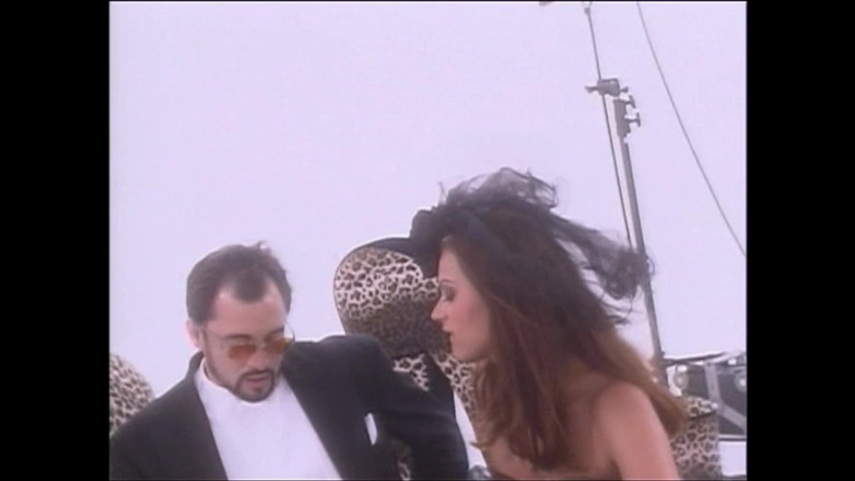 Hard Accademy: La cagna cattiva viene riempita di sperma