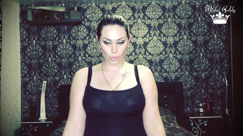 Goddess Misha Goldy: Güçlü kaslara tapma! Senin gibi zavallı ezik için spor motivasyonu!