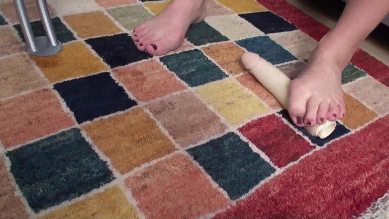Foot Girls: Crushing dildo with feet