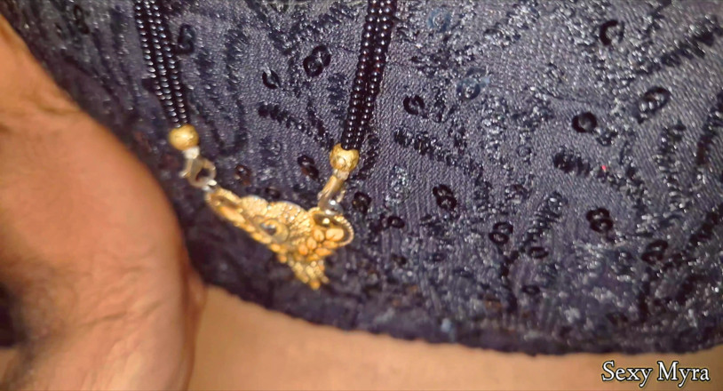 Sexy Myra: Parte 1 - La mami calda ha un pompino sorprendente