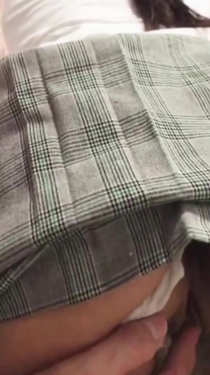 Noah: 아내가 냉장고를 청소할 때 나는 뒤에서 빨았다