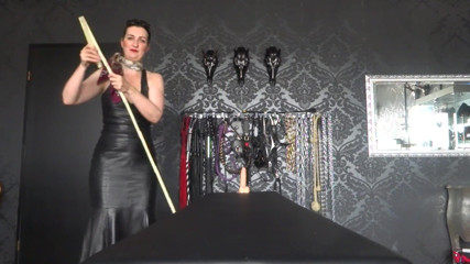 Lady Victoria Valente: Kinky and very horny jerk task for you!