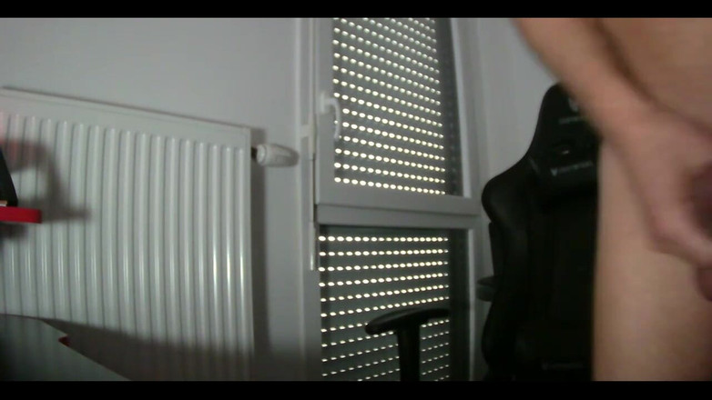 XfroskaX: Sólo masturbace