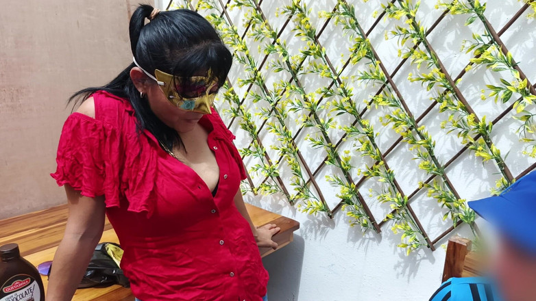 NEGRITA SEXY: Soused mě přišel požádat o cukr a dal jsem mu...