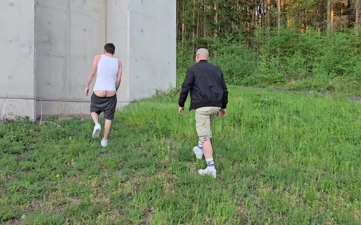 boyzxy212: Maratona di scopate senza preservativo con la mia cagna gay - 6...
