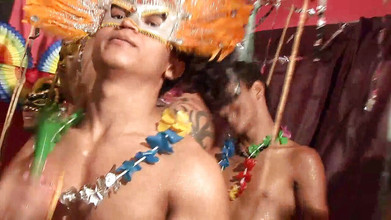 Gay 4 Pleasure: ゲイフェスティバルは彼らをより角質にします