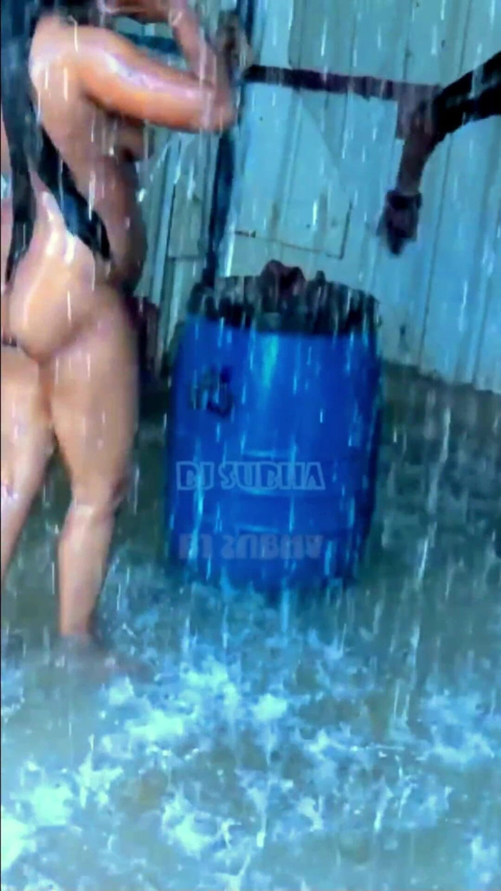 BJ Subha: Subha fick auf der dusche