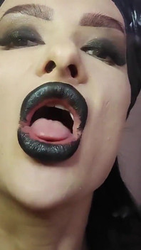 Şehvetli succubus seni büyüliyor