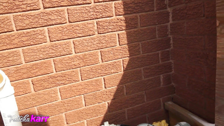 Falicha Karr: Нудьгуюча збуджена домогосподарка спіймана газовим ремонтником.