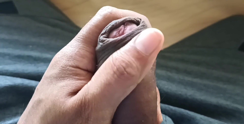 Precum Tomm hot (Tomm hot)