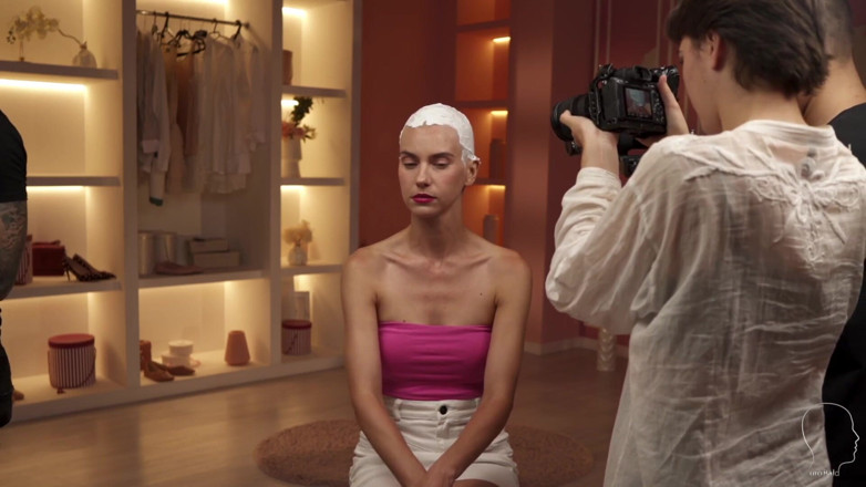 Euro Bald: Anyia