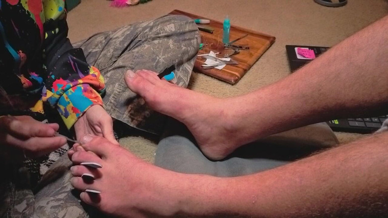 OnlyKyles: Melody Gibt Ihrem Meister Eine Pediküre