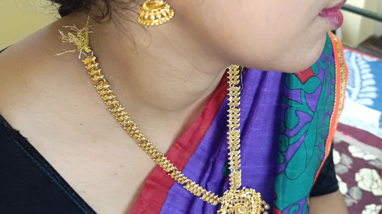 Palani69: Blue Saree casalinga jerry labbra carine rosse