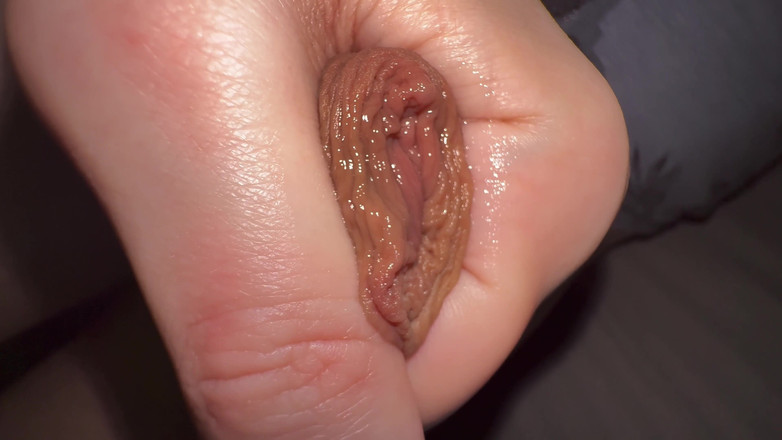 Philzstift: @jerkbuddy îmi masturbez pula umedă netăiată