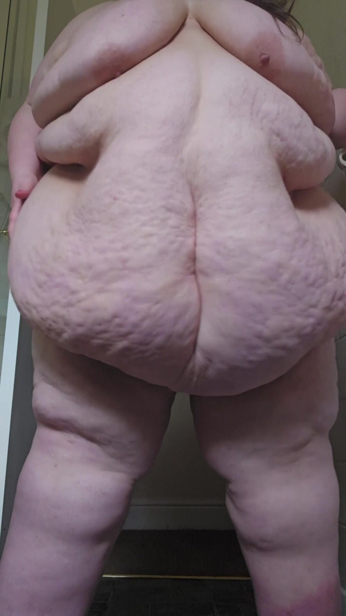 SSBBWLadyBrads: Ssbbw dev sana doğru yürüyor