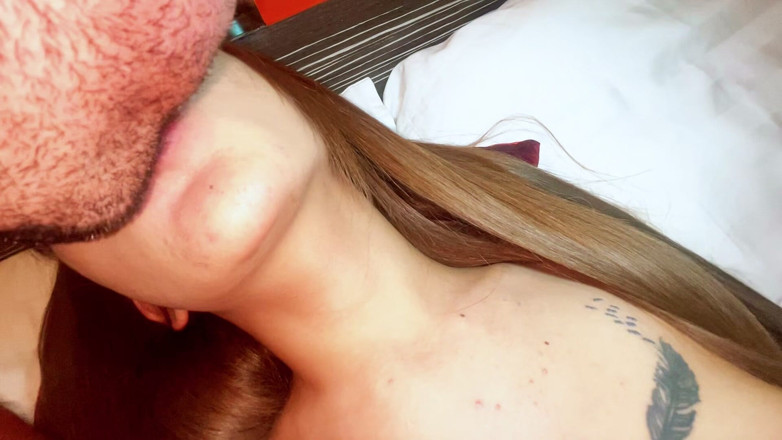 TransFindHer: Mejirin - Baisers de sperme avec une trans timide de 19 ans