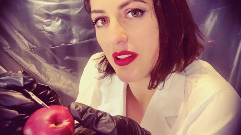 Countess diamond: Dependentă de suferință