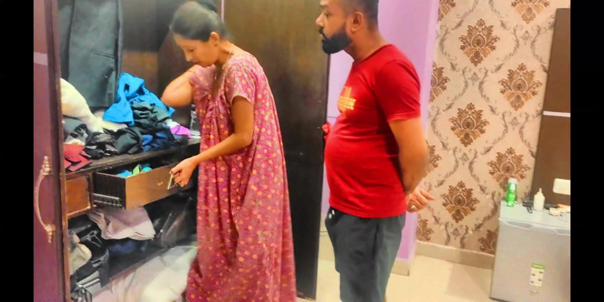 suchismitasarkar: Kamwali Bibi a încercat la furt și a fost pedepsită Futai de...