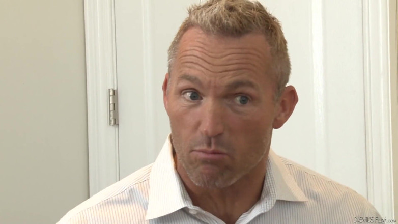 Out Of The Family: I wanna analize your step-daughter