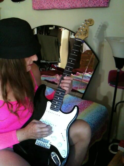 Lizzy Yum vintage and behind the scenes interviews: Lizzy Yum Vintage en achter de schermen 32