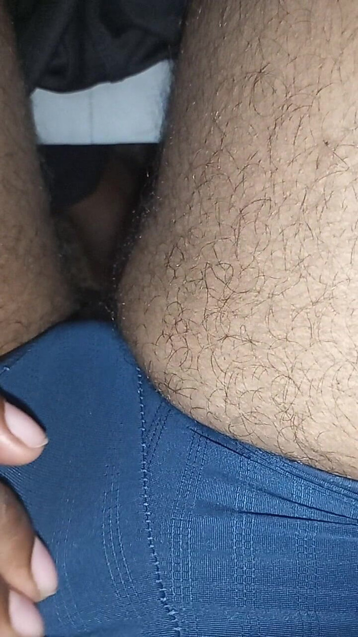 Sweet Indian cock: Mi esposa coño masturbación con la mano coño chupando
