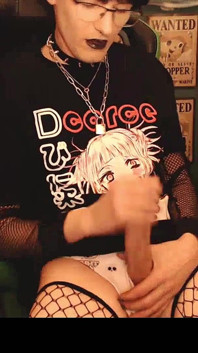Goth Jerking and Cumming