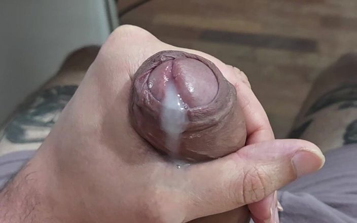 Lkdick8: Олень уделывая бегущего мужчину