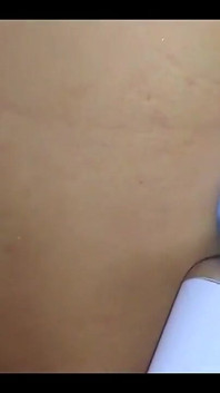 Mira como gotea mi coño. (Diálogos italianos).