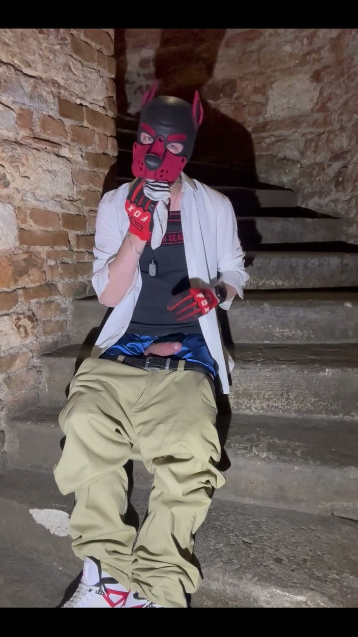 AndreDox: Sagger, Sneakers and Socks! Part 1