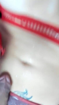 3 cumshots voeten geen handen en buik