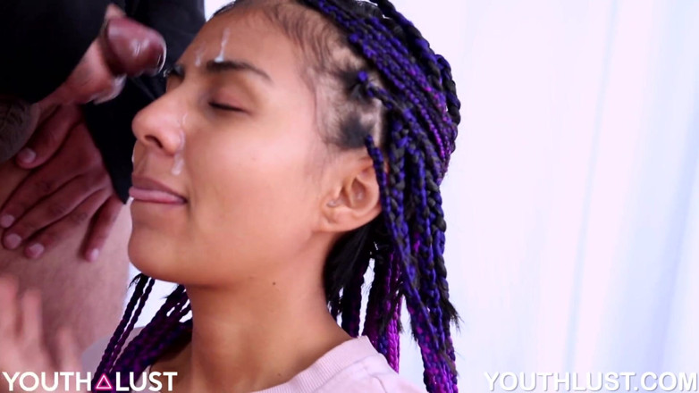 Youth Lust: Emma 3f B Kamerasını Geri Getiriyor