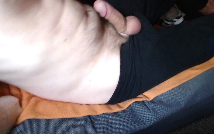 cut3p3tit3: Dua kali crot sperma pov (memeknya dicrot sperma hangat)