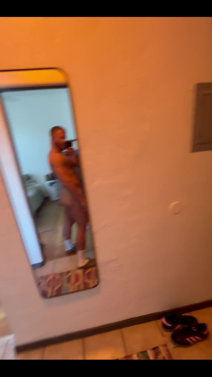 Sam Banks: Băiat rău