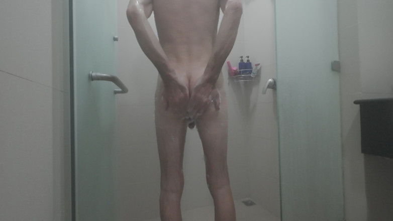 Big dick dadddy: Täglich dusche
