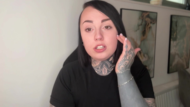 Miss Valentina: Executrixxx vydírání-fantazie