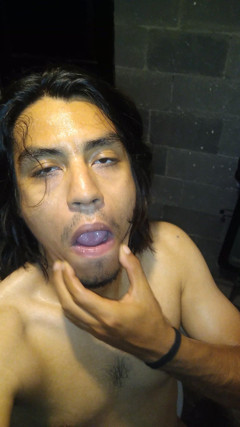 AlexAlejandro13: Jika anda berada di sini bersama saya