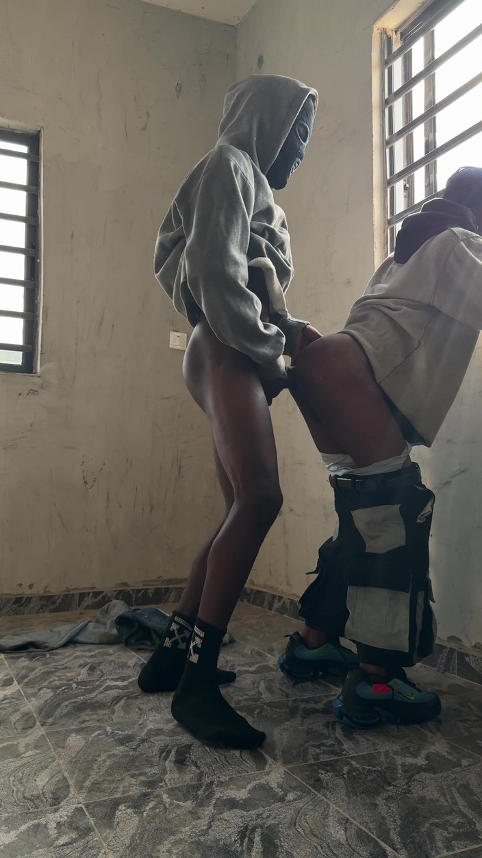 YungthugM: Wir ficken in einem unvollständigen Gebäude