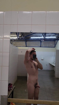 Mirroring Dick All Around