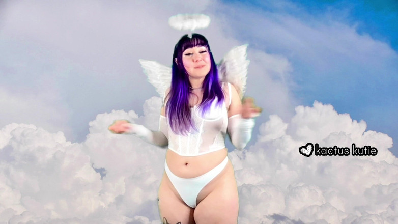 kactus kutie: Angel fait pipi pour faire pleuvoir et jouit avec vous