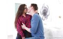 Casual Teen Sex: Sesso occasionale con fan d&amp;#039;arte nerd