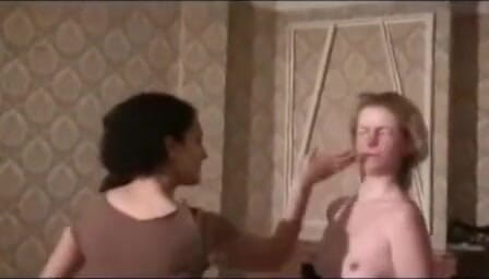 Femdom Austria: Video vintaj tampar